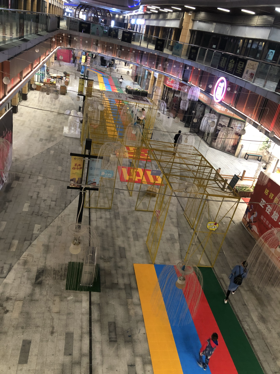 新城吾悦广场运动休闲场地整体铺装拼装运动地板工程案例