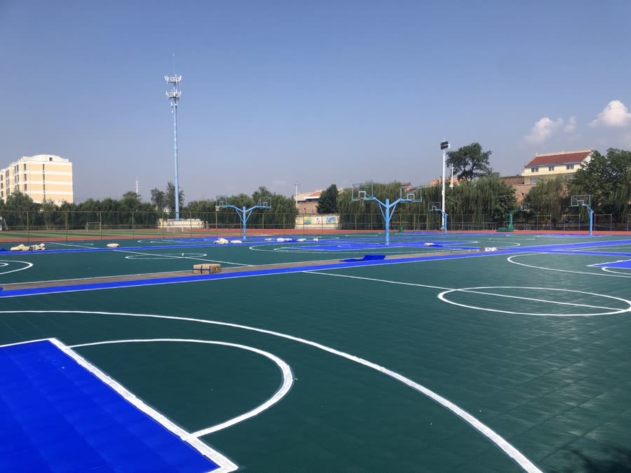 陕西岐山高级中学运动场地整体建设拼装运动地板工程案例