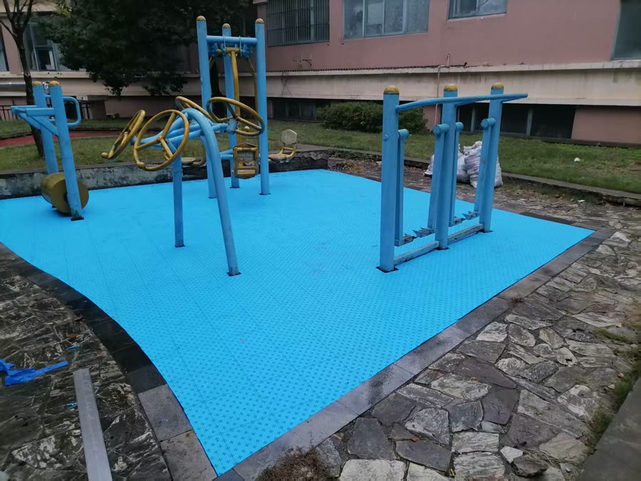 南京某小区运动场地整体建设拼装运动地板工程案例